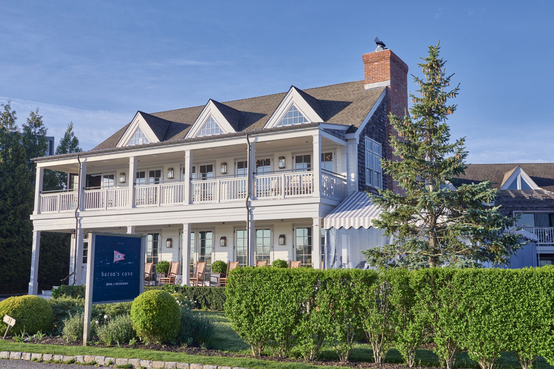 Baron's Cove Restaurant, Sag Harbor